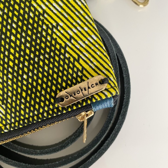 African print foldover clutch NWT - Picture 4 of 5